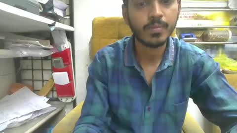 Robertsalia online show from December 2024 12:05:01 PM