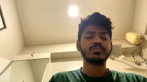 Robertsalia online show from February 2025 04:24:02 AM