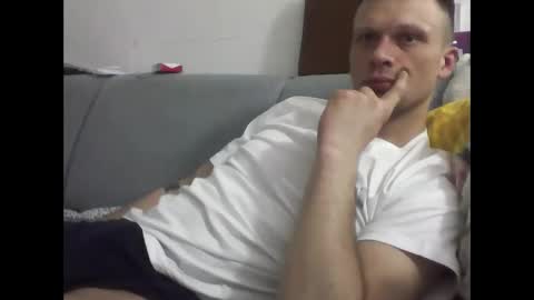 Snapshot of robertxxxpo chatting on January 2025 11:45:01 PM Zenek online show from January 2025 11:45:01 PM