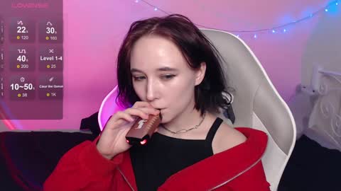 Snapshot of robin_yours chatting on December 2024 07:00:02 PM Robin your online show from December 2024 07:00:02 PM