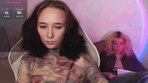 Snapshot of robin_yours chatting on September 2025 11:10:01 AM Robin your online show from September 2025 11:10:01 AM