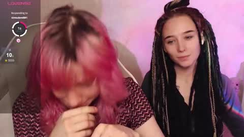 Snapshot of robin_yours chatting on November 2025 02:08:01 PM Robin your online show from November 2025 02:08:01 PM