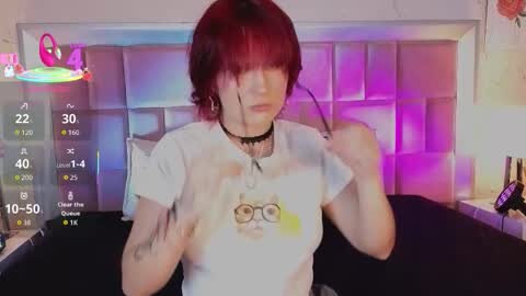 Snapshot of robinbennett chatting on March 2026 12:20:01 PM robin D online show from March 2026 12:20:01 PM