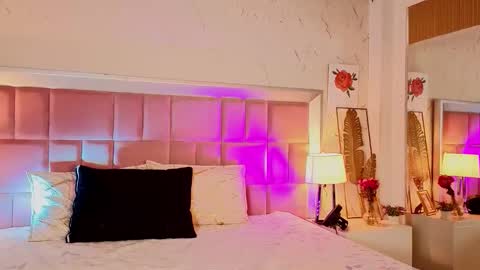 Snapshot of robinbennett chatting on April 2026 12:21:01 PM robin D online show from April 2026 12:21:01 PM