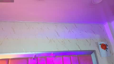 robin D online show from May 2026 01:52:01 PM