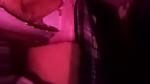 Snapshot of robincom23 chatting on October 2025 07:06:02 AM R online show from October 2025 07:06:02 AM