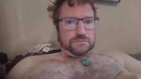 robinouhot online show from April 2026 06:42:02 AM