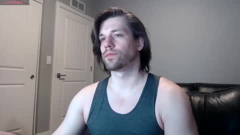 Snapshot of robknocks chatting on February 2025 03:31:01 AM Rob Knocks online show from February 2025 03:31:01 AM