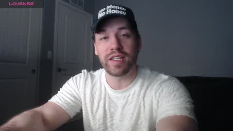 Snapshot of robknocks chatting on March 2026 02:16:02 AM Rob Knocks online show from March 2026 02:16:02 AM