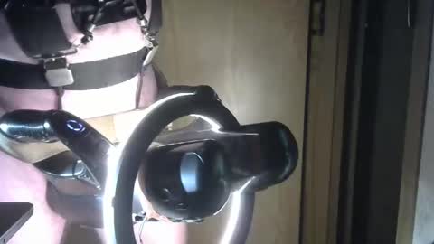 Robodickmilker online show from October 2025 01:49:01 AM