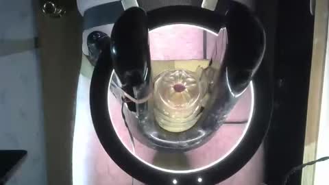 Robodickmilker online show from May 2026 04:08:01 AM