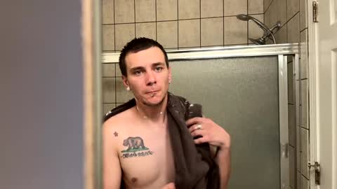 Rob witha 8 online show from December 2024 02:47:02 AM