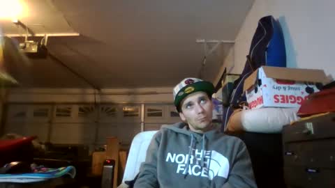 Rob witha 8 online show from January 2025 06:46:02 AM