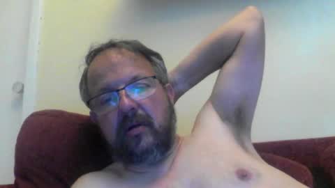 Snapshot of robxx32 chatting on June 2026 12:00:01 AM robxx32 online show from June 2026 12:00:01 AM