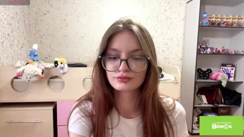 robynsentinella online show from February 2026 02:41:02 AM