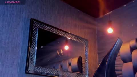 rocco_santos online show from May 2026 10:07:01 PM