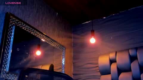 rocco_santos online show from May 2026 06:05:02 PM
