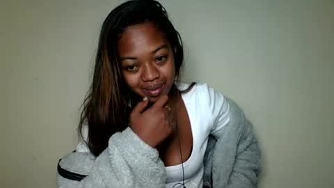 rochellinah online show from June 2026 08:59:02 PM