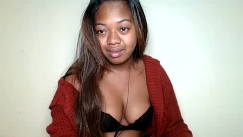 rochellinah online show from July 2026 10:49:02 PM