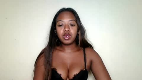 rochellinah online show from July 2026 10:34:02 PM
