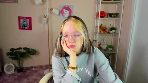 Rockett online show from November 2025 01:05:02 AM