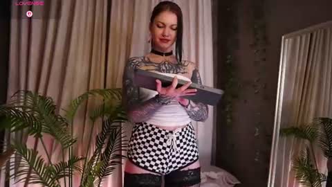 Roxy online show from June 2026 08:40:02 PM