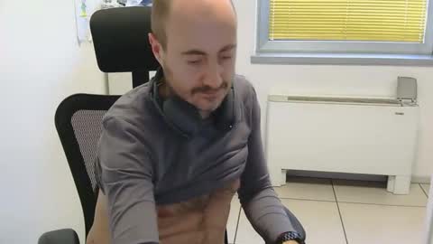 rockxxx_1984 online show from December 2025 02:02:02 PM