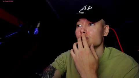 Snapshot of rodarri chatting on September 2025 09:37:01 PM MY NAME CAN SEE ALL MY CUM VIDEO BUY FAN SUB. online show from September 2025 09:37:01 PM