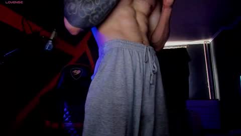 Snapshot of rodarri chatting on September 2025 06:39:02 AM MY NAME CAN SEE ALL MY CUM VIDEO BUY FAN SUB. online show from September 2025 06:39:02 AM