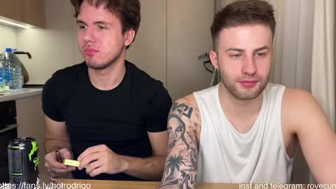 Rodrigo online show from February 2025 07:35:02 PM