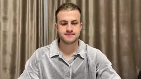 Rodrigo online show from September 2025 09:15:02 PM