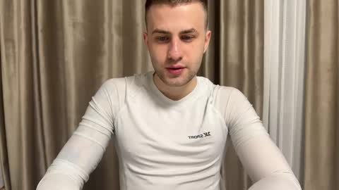 Rodrigo online show from October 2025 07:54:01 PM