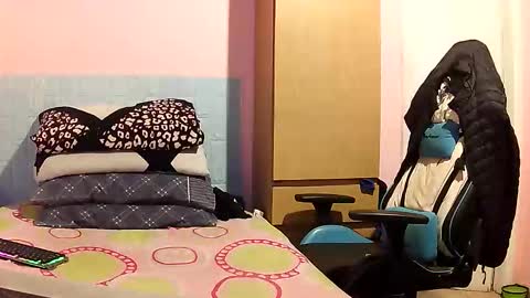 Snapshot of rogobeteilie chatting on December 2025 09:36:01 AM Banderas online show from December 2025 09:36:01 AM