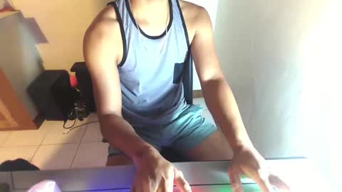 Snapshot of rogueprince_jace chatting on February 2026 04:43:01 PM Jace online show from February 2026 04:43:01 PM