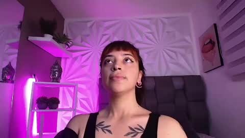 Snapshot of roksana_69 chatting on April 2026 05:21:02 AM Roksana online show from April 2026 05:21:02 AM