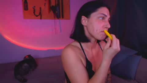 rollamoonshine online show from June 2026 06:57:02 PM