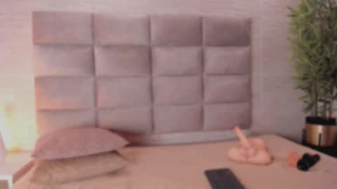 roma__lovee online show from February 2026 07:32:02 PM