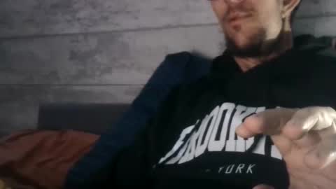 Snapshot of romain954 chatting on February 2026 05:09:01 PM romain online show from February 2026 05:09:01 PM