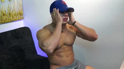 Snapshot of romano_kentt12 chatting on June 2026 04:21:02 AM romano_kentt12 online show from June 2026 04:21:02 AM