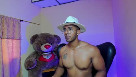 Roman online show from January 2025 05:11:01 PM