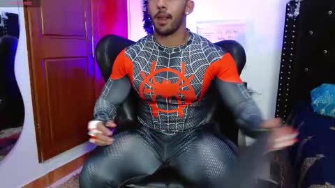 Roman online show from October 2025 09:59:01 PM