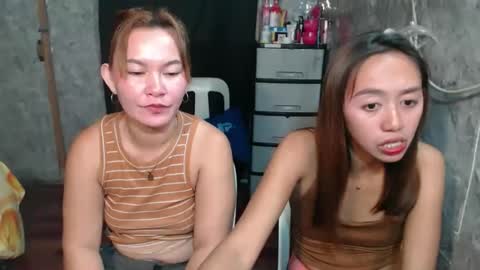 romanticgirl08 online show from April 2026 01:26:01 PM