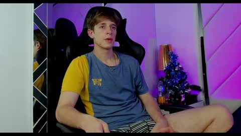 Snapshot of romeo_ricci1 chatting on December 2024 04:08:02 PM Romeo Ricci online show from December 2024 04:08:02 PM