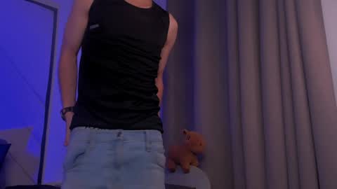 Snapshot of romeo_ricci1 chatting on January 2025 09:16:01 AM Romeo Ricci online show from January 2025 09:16:01 AM