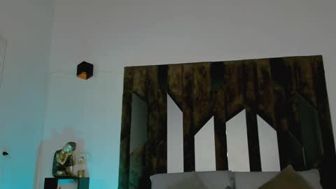 Romeo Ricci online show from May 2026 12:10:02 PM