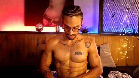 R O M E O  online show from February 2026 06:41:02 AM