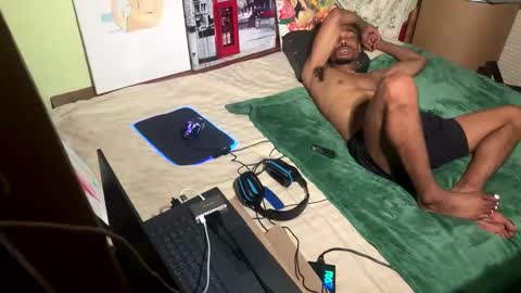 Snapshot of romeotyn chatting on February 2025 02:35:02 AM romeotyn online show from February 2025 02:35:02 AM