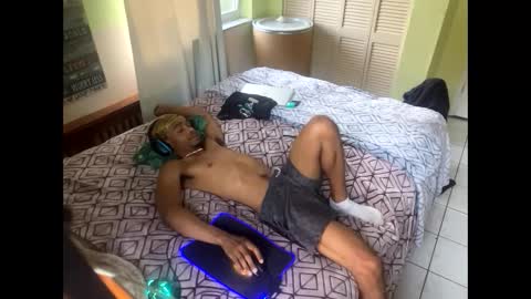 Snapshot of romeotyn chatting on March 2025 11:03:02 PM romeotyn online show from March 2025 11:03:02 PM