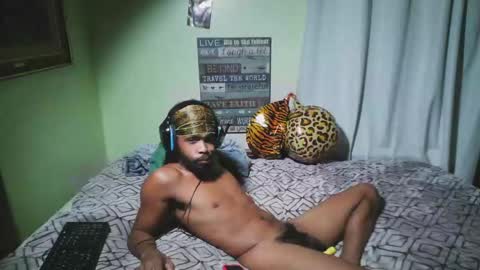 Snapshot of romeotyn chatting on September 2025 08:39:01 AM romeotyn online show from September 2025 08:39:01 AM