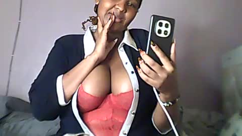 Romina 26 online show from June 2026 11:39:01 PM